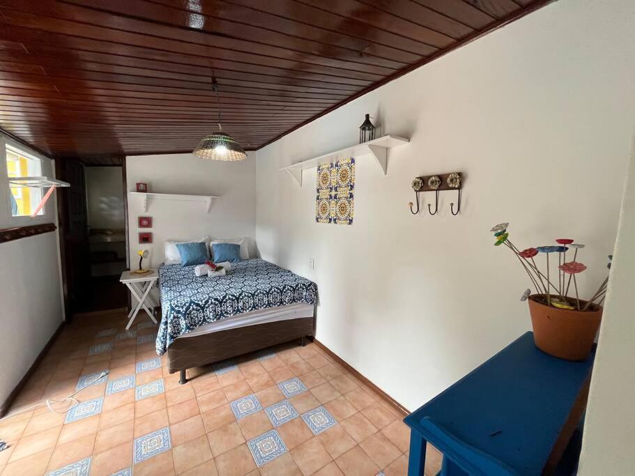 Quartos Na Casa Amarela Salvador Exterior photo