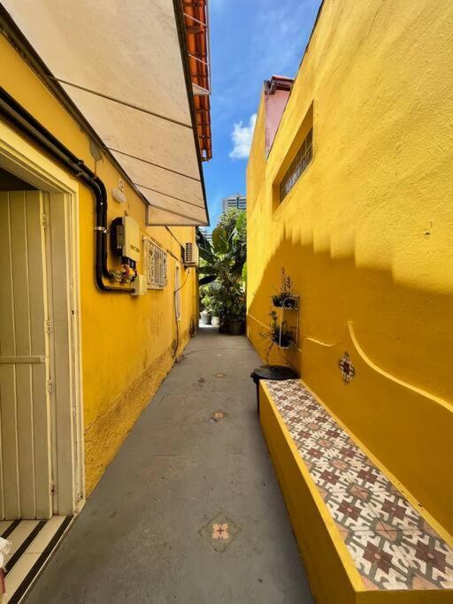 Quartos Na Casa Amarela Salvador Exterior photo